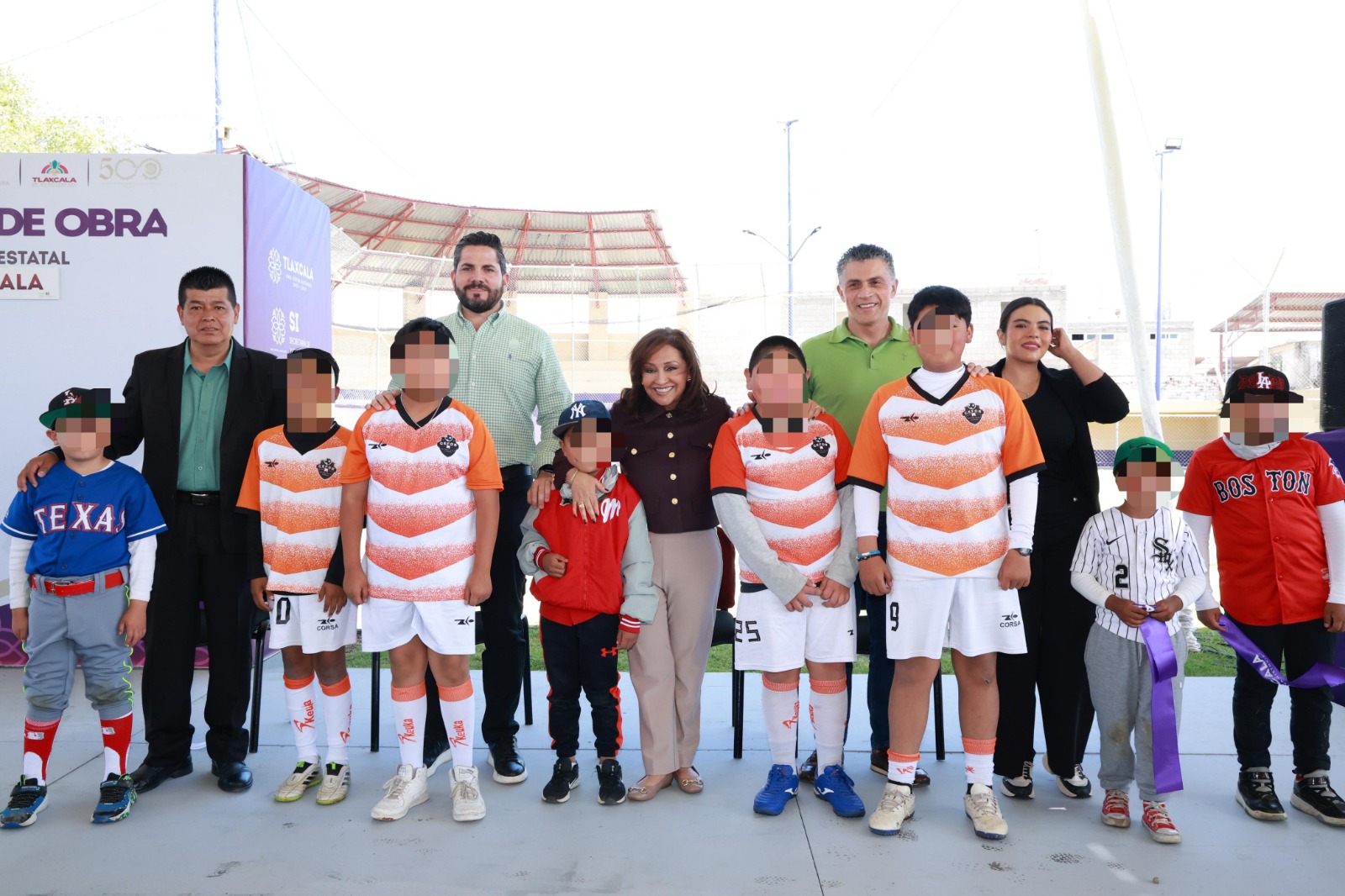 Entrega Lorena Cuéllar Unidad Deportiva de Ixtulco